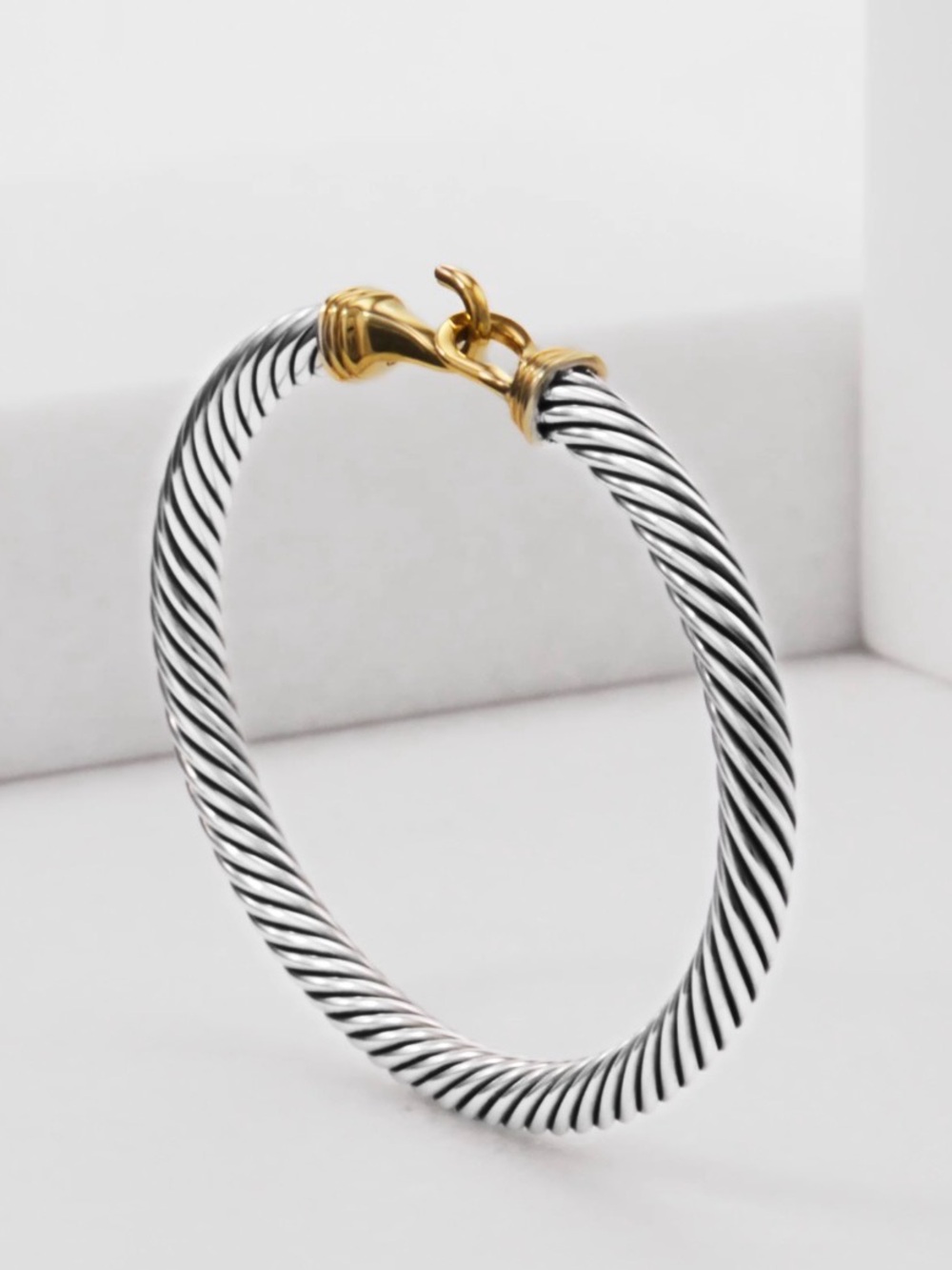 David Yurman Buckle Classic Cable Bracelet
